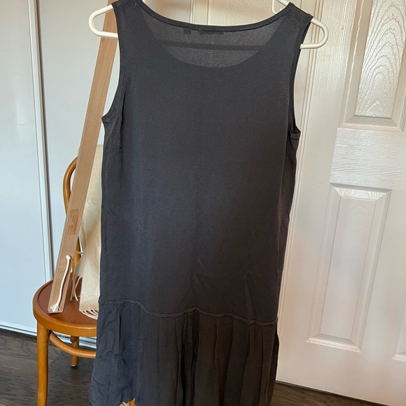 Uniqlo drop waist dress, charcoal, size S - Picture 2 of 3